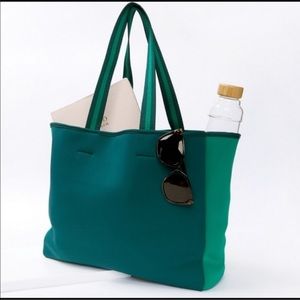 Summersalt tote